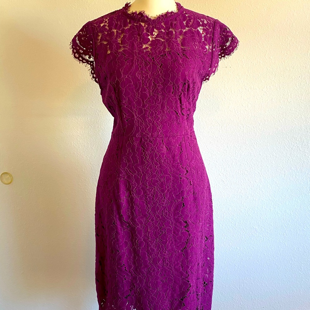 Women's Sleeveless Lace Floral Elegant Cocktail Dress Crew Neck Knee Length